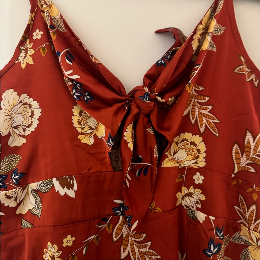 Rust Coloured Plus Size Flowered Dress - Picture 3 of 6